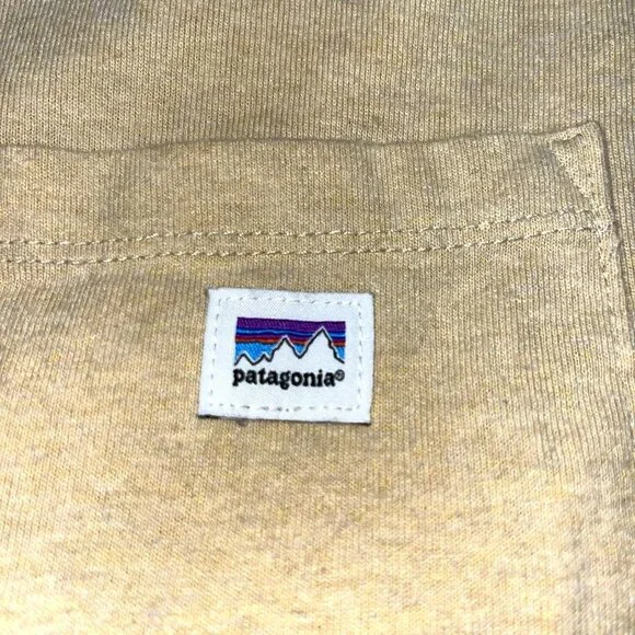 Patagonia Men’s Slim Fit Pocket Tee‎ Beige Organic Cotton Recycled Polyester-M - Picture 8 of 8